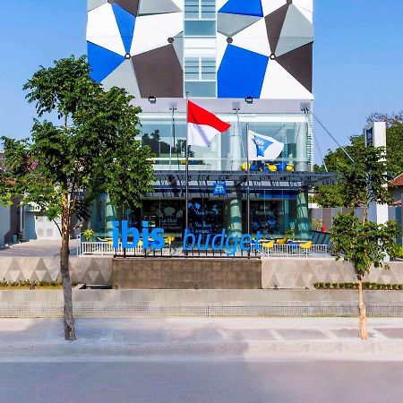 Ibis Budget Сиребон Екстериор снимка