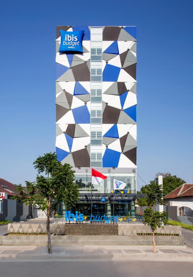 Ibis Budget Сиребон Екстериор снимка