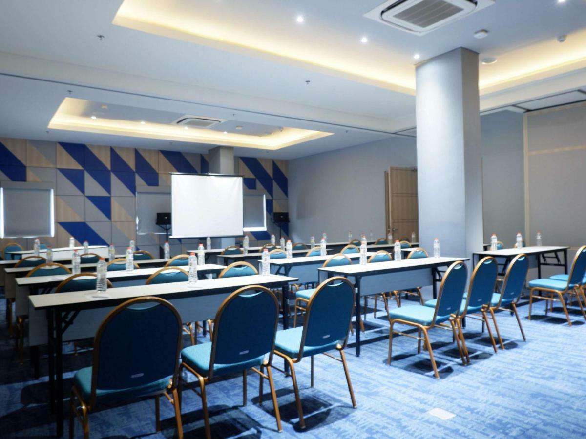 Ibis Budget Сиребон Екстериор снимка
